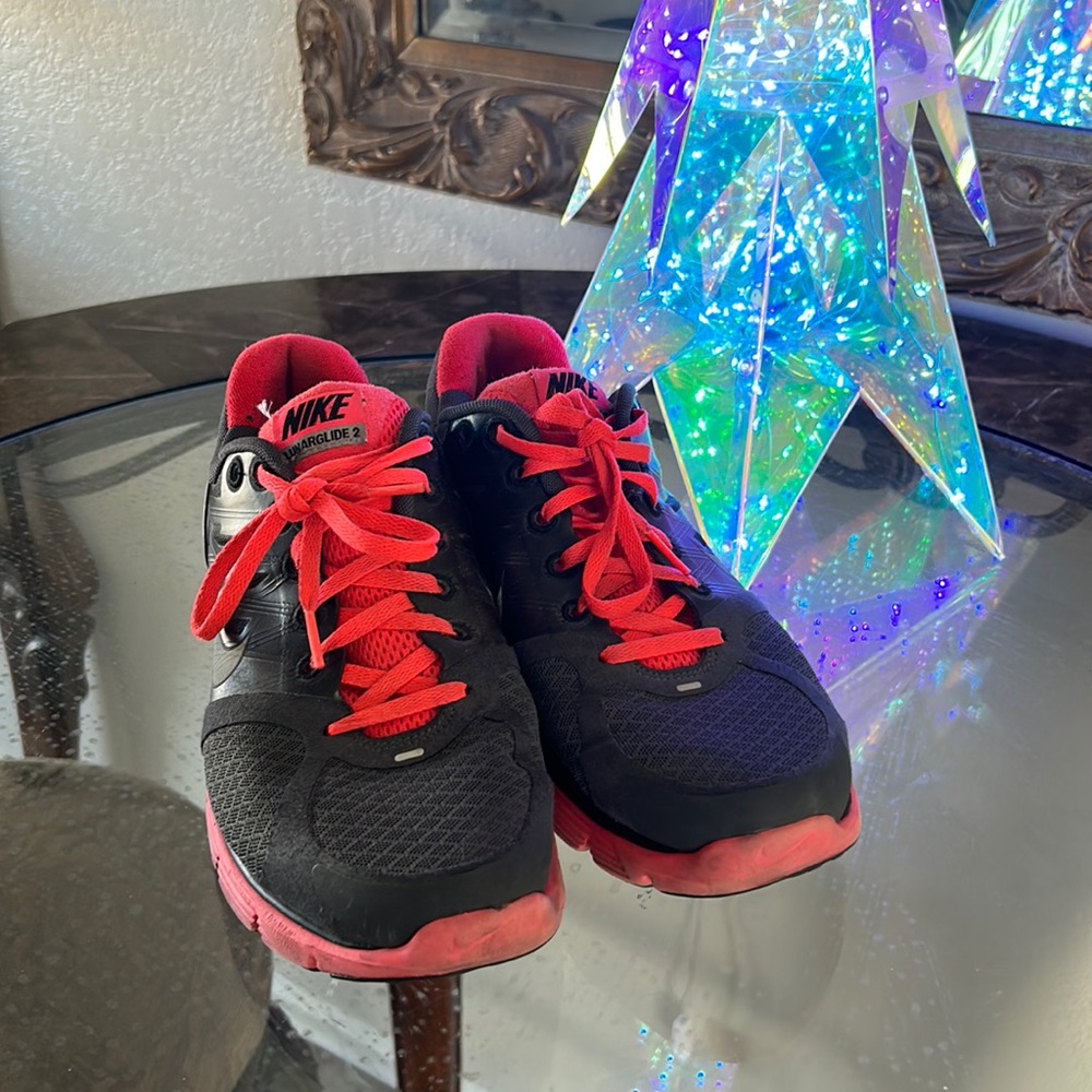 Nike lunar glide women’s neon pink and black size 9
